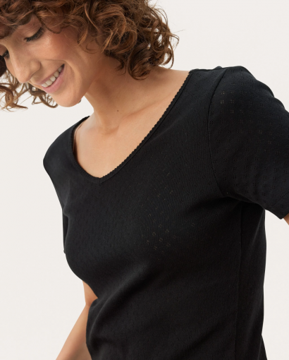 June T-shirt - Black