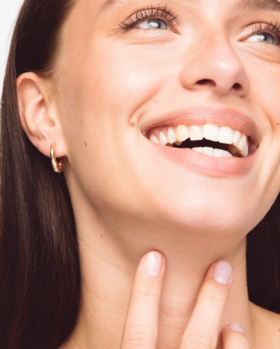 The Small triangle hoops - Gold