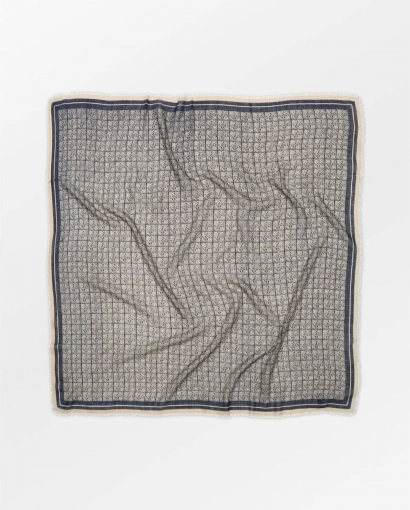 Rosea Square Siw scarf - Navy blazer
