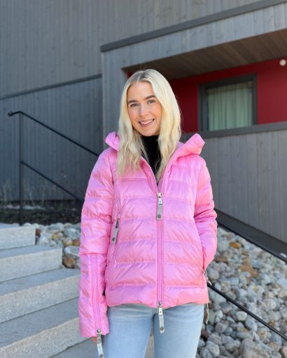 Erika Lux SS - Pink