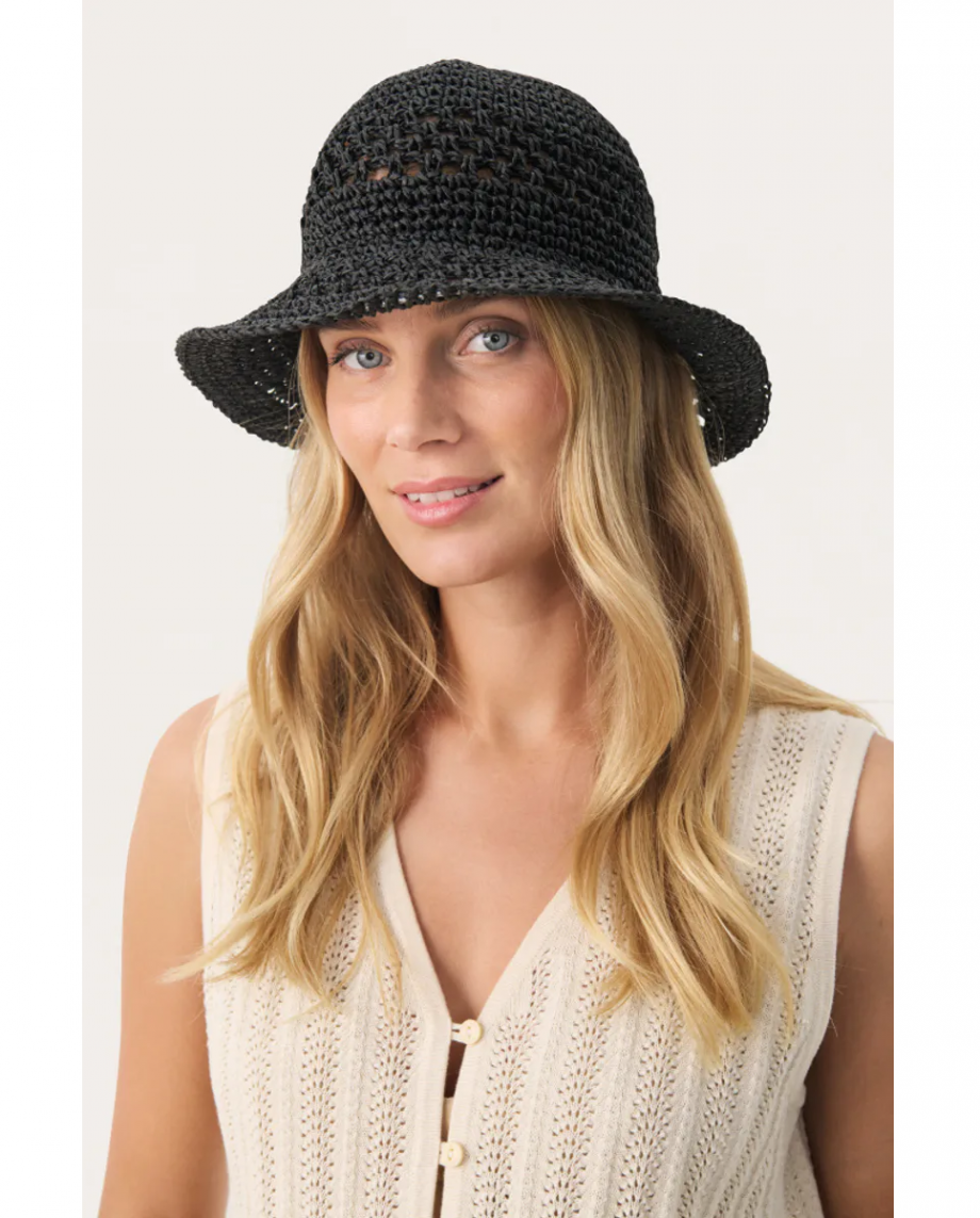 Ruo hat - Black