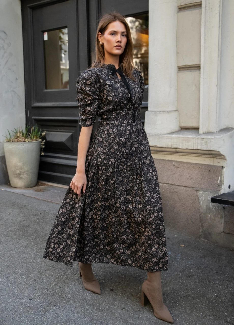 Madison Dress - Beige Botanic