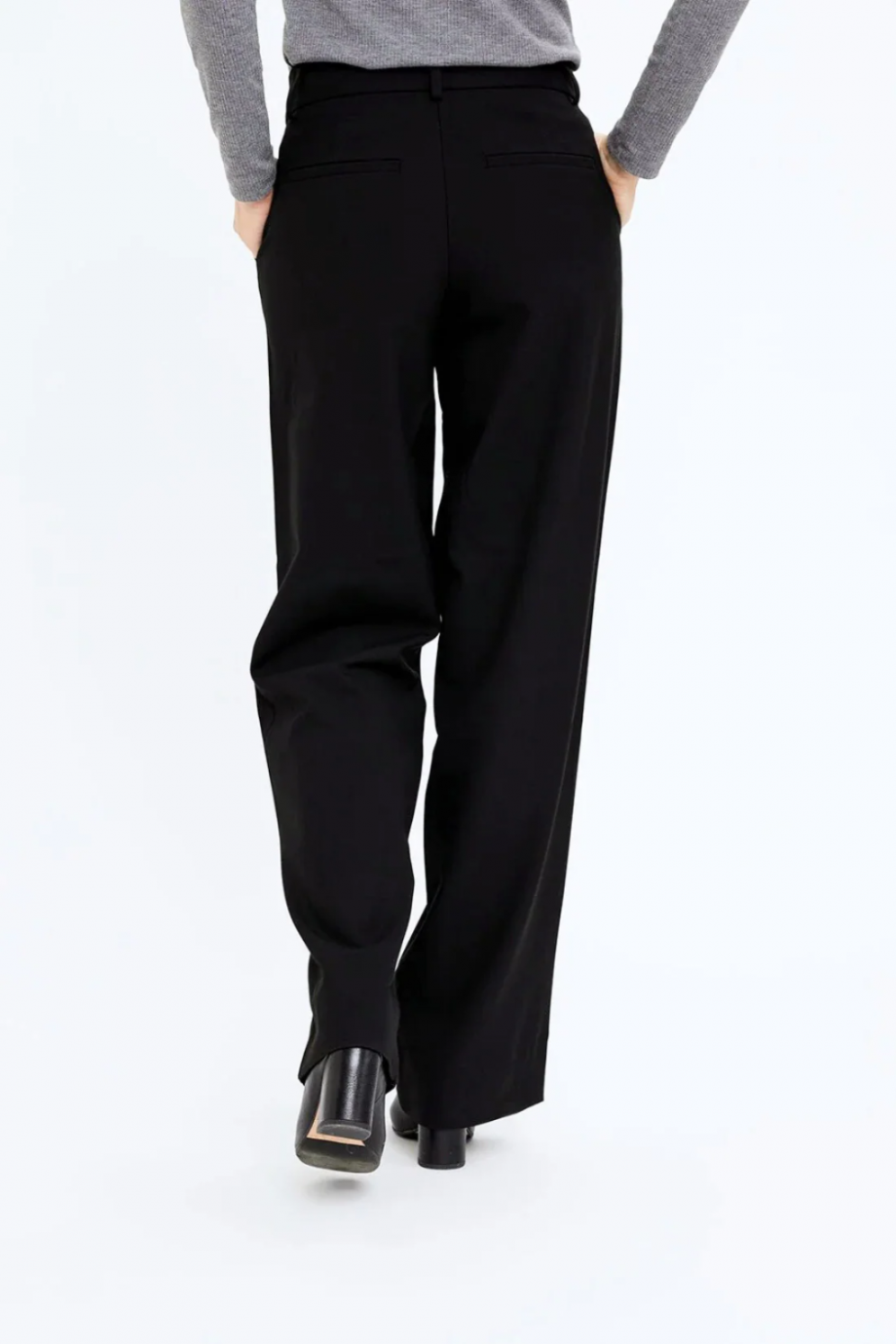 DenaFV regular- Black