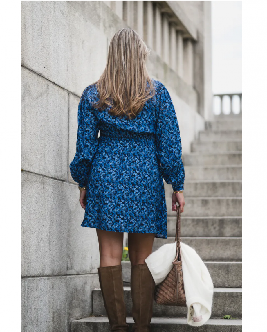 Astrid dress AOP - Blue iloite flowers