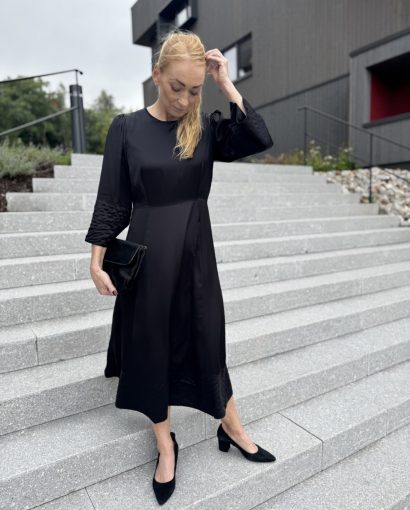 Satin smocking dress - Black