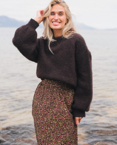 Thea Amalie pullover - Black coffee