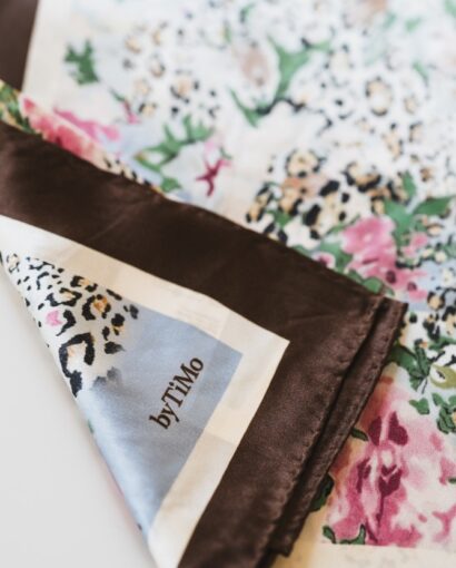 Silk scarf - Wild bloom